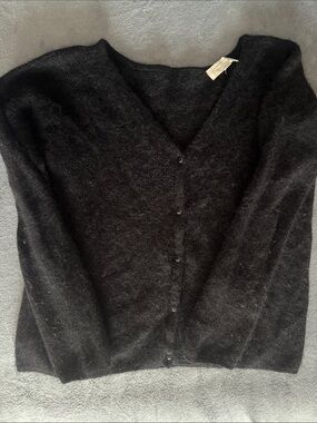 Sezane Barry V-Neck Women's Cardigan Sweater